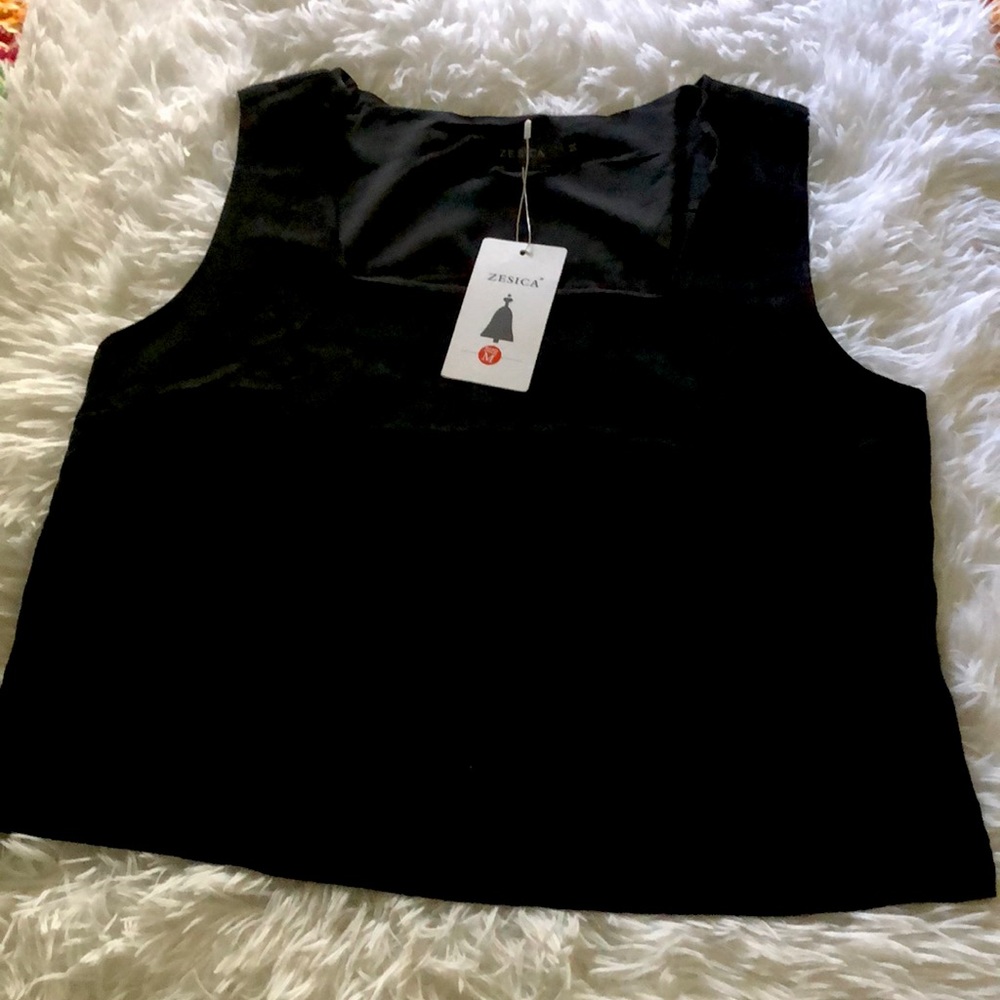 Womens Black Summer Top       M NWT